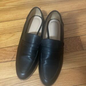 Restricted loafers flats women 7.5